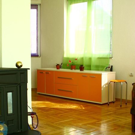 Goldy Hostel Bitola Exterior foto