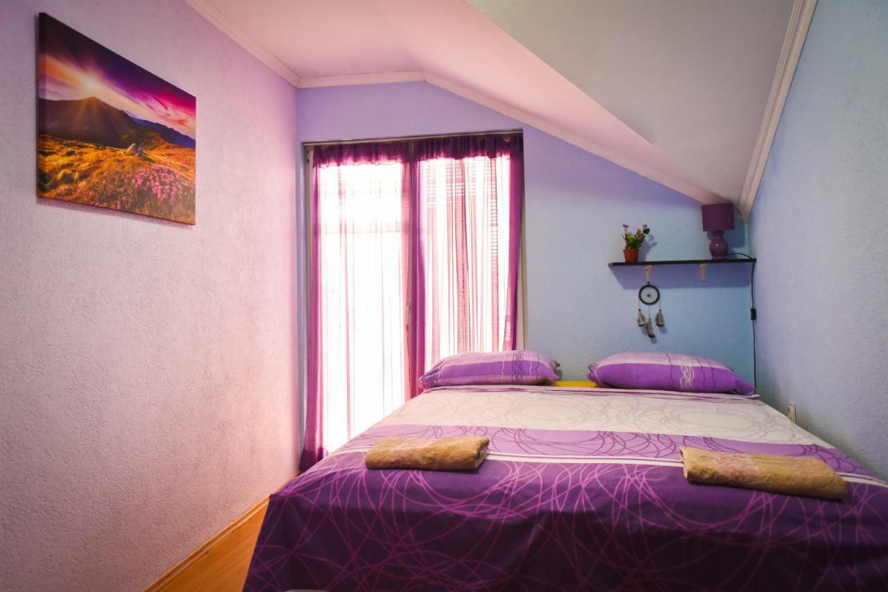 Goldy Hostel Bitola Exterior foto