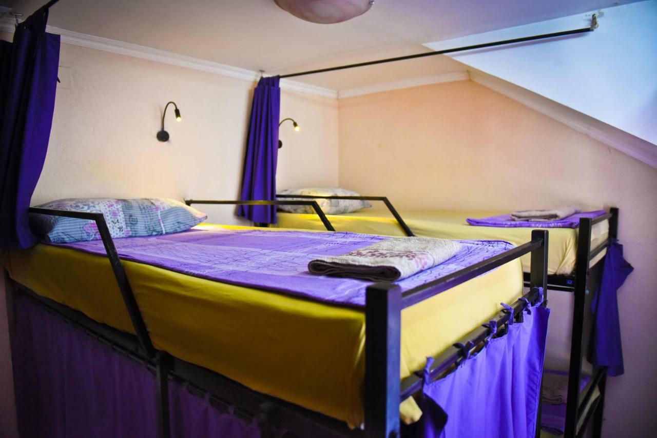 Goldy Hostel Bitola Exterior foto